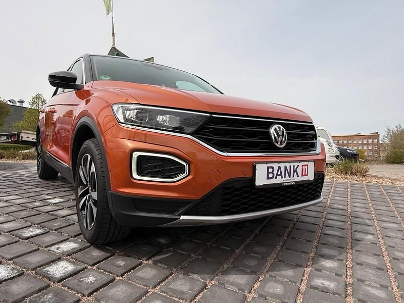 Gebraucht VW T-Roc IQ Drive 150 PS (110 kW) 2019 Orange SUV