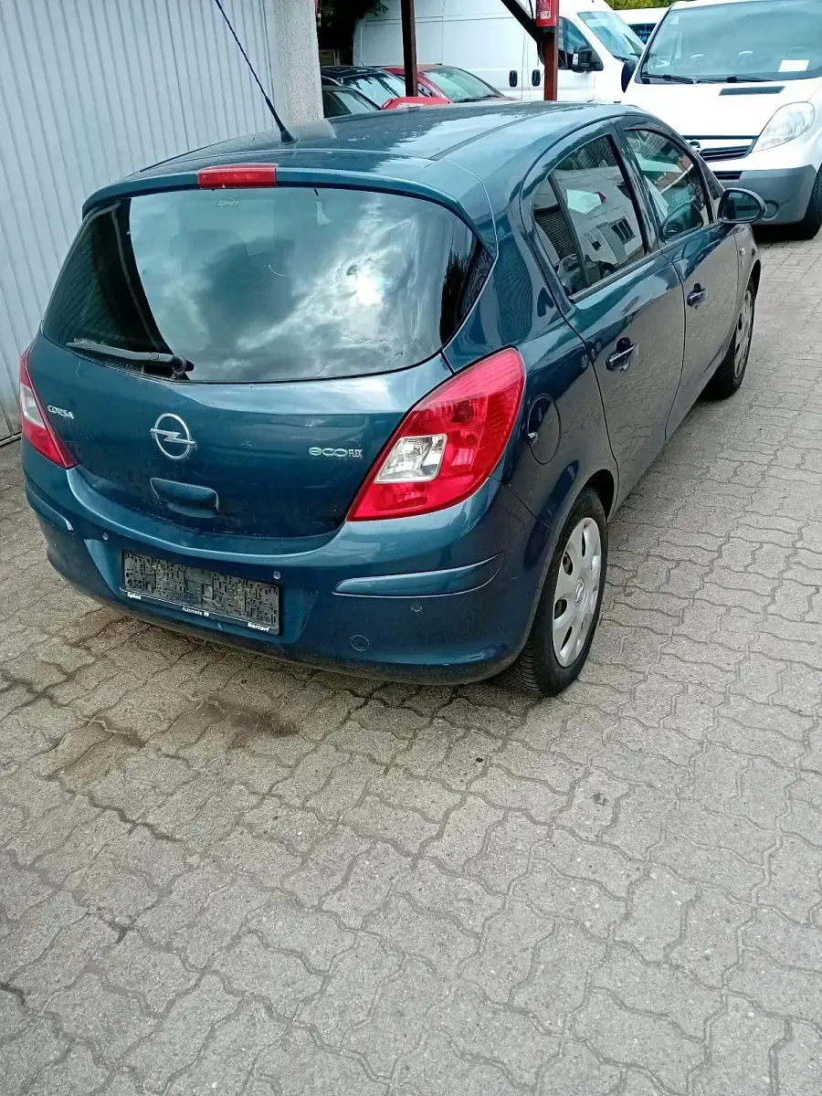 Gebraucht Opel Corsa 86 PS (63 kW) 2010 Schwarz Kleinwagen