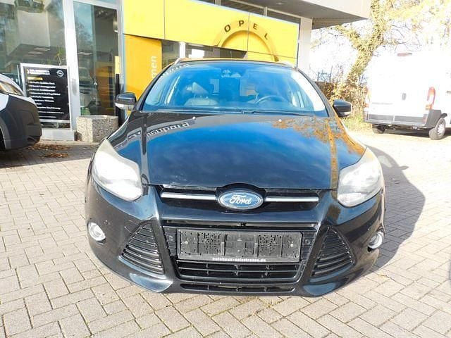 Schwarz Gebraucht 2011 Ford Focus Kombi | 3.790 € (Superpreis) - Bild 1/4