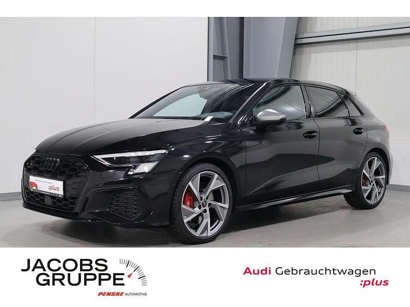 Gebraucht Audi S3 Ambiente 310 PS (228 kW) 2023 Mythosschwarz metallic Limousine