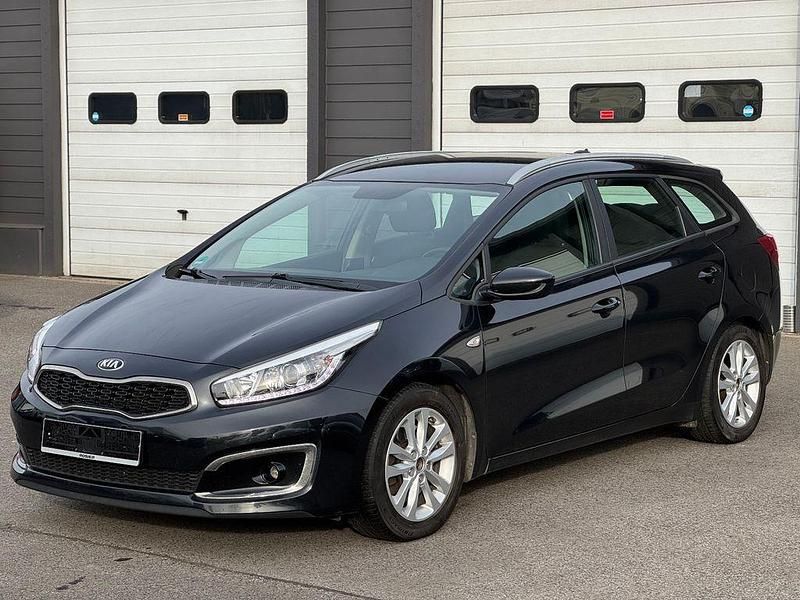 Schwarz Gebraucht 2016 Kia Ceed Kleinwagen | 6.500 € (Guter Preis) - Bild 1/4