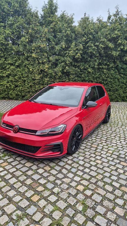 Rot Gebraucht 2017 VW Golf VII GTI Limousine | 18.750 € (Guter Preis) - Bild 1/4