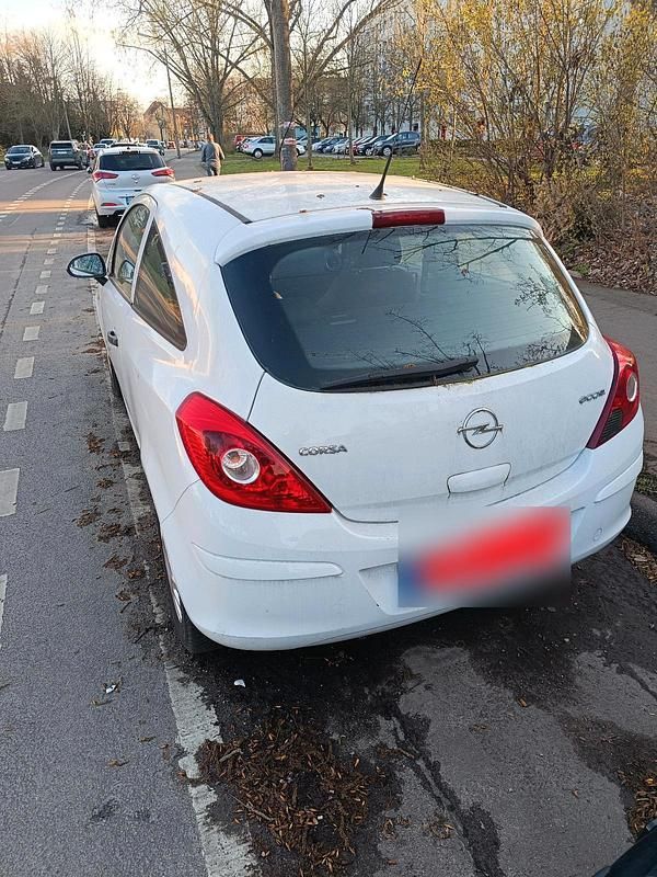 Gebraucht Opel Corsa 44 PS (32 kW) 2009 Weiß Kleinwagen