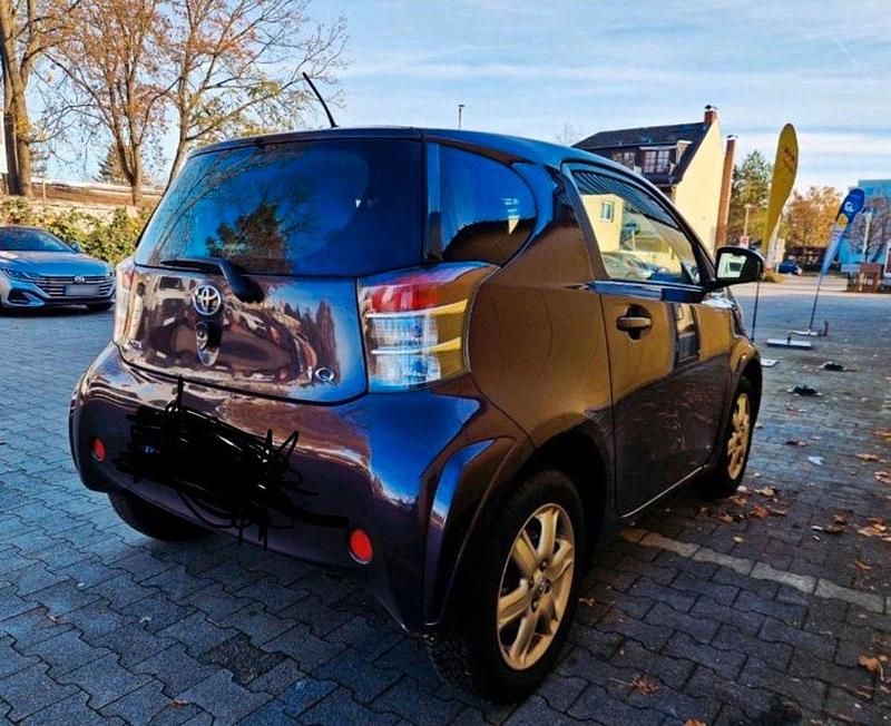 Gebraucht Toyota iQ 68 PS (50 kW) 2009 Andere farben Kleinwagen