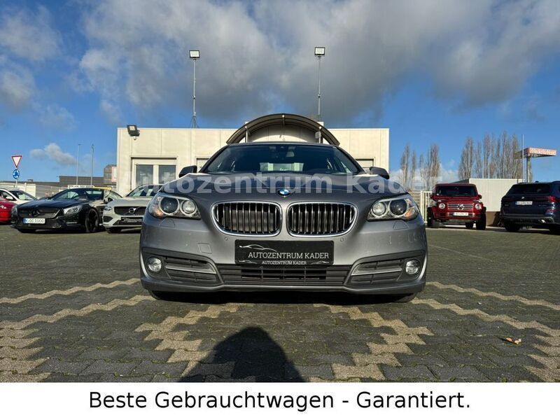 Spacegrau metallic Gebraucht 2016 BMW 530 Performance Limousine | 17.490 € (Superpreis) - Bild 1/4