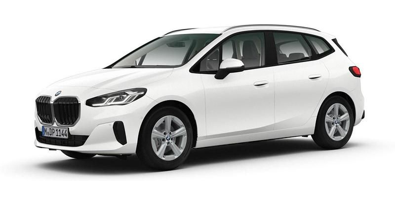 Weiß Gebraucht 2024 BMW 220 Active Tourer Comfort Edition Van / Kleinbus | 36.120 € (Fairer Preis) - Bild 1/4