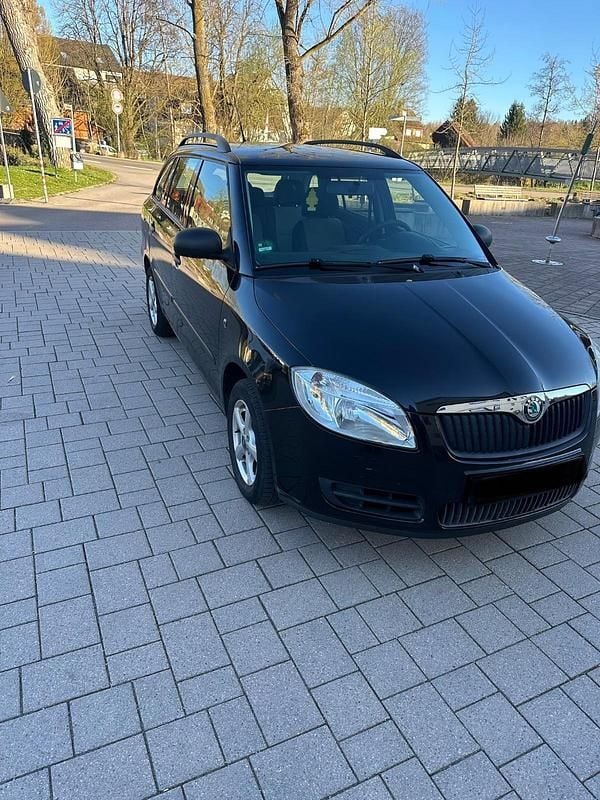 Second-hand Skoda Fabia 85 CP (62 kW) 2009 Negru Break