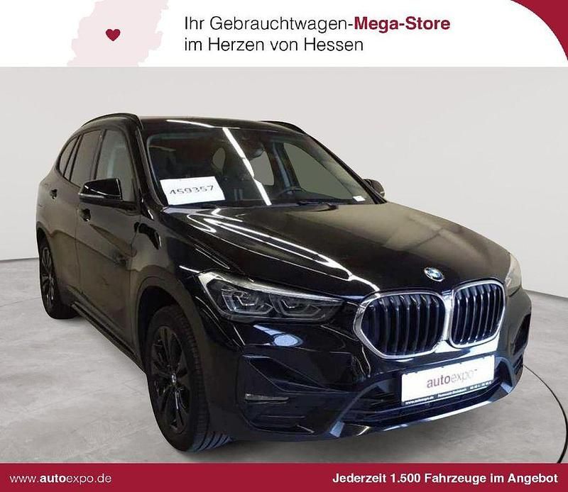 Schwarz Gebraucht 2022 BMW X1 Sport Line SUV | 26.289 € (Fairer Preis) - Bild 1/4