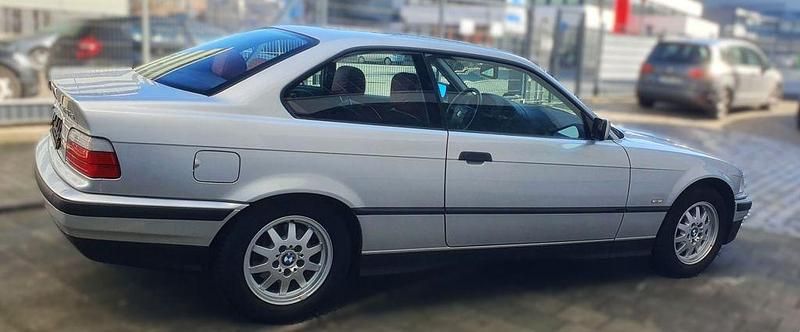 Gebraucht BMW 318 Performance 140 PS (102 kW) 1998 Silber Coupé