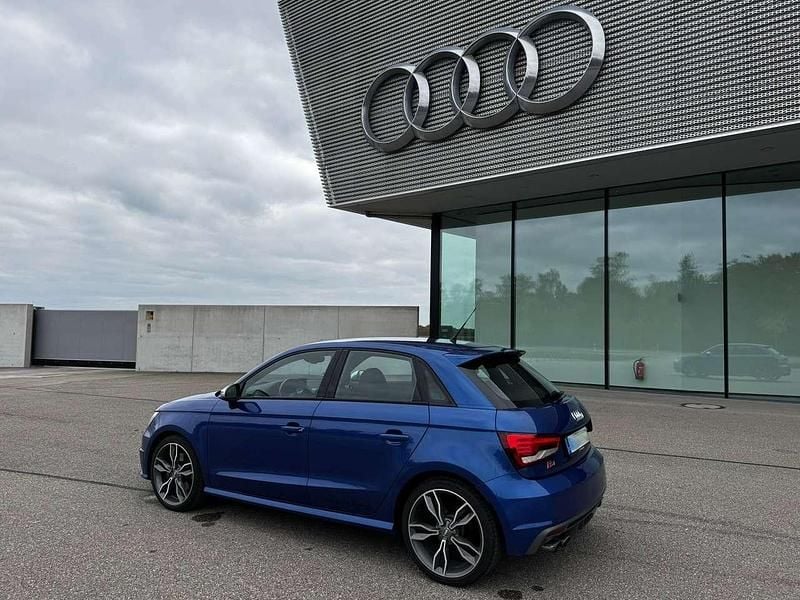 Gebraucht Audi S1 Sportback 231 PS (169 kW) 2015 Blau Kleinwagen