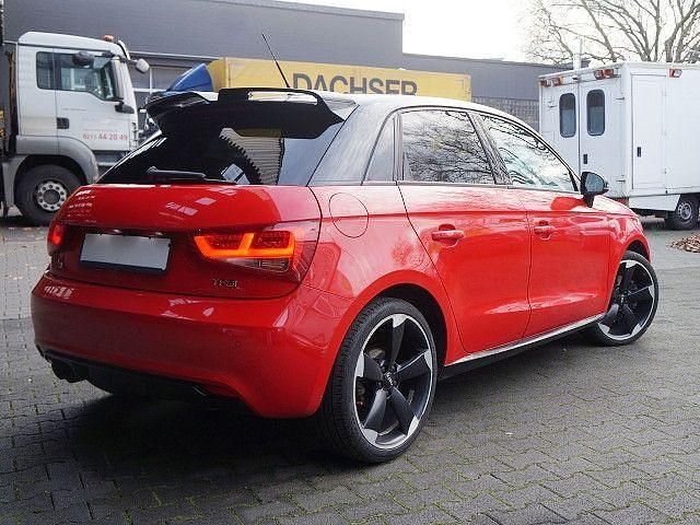 Gebraucht Audi A1 S-Line 122 PS (89 kW) 2013 Rot Kleinwagen