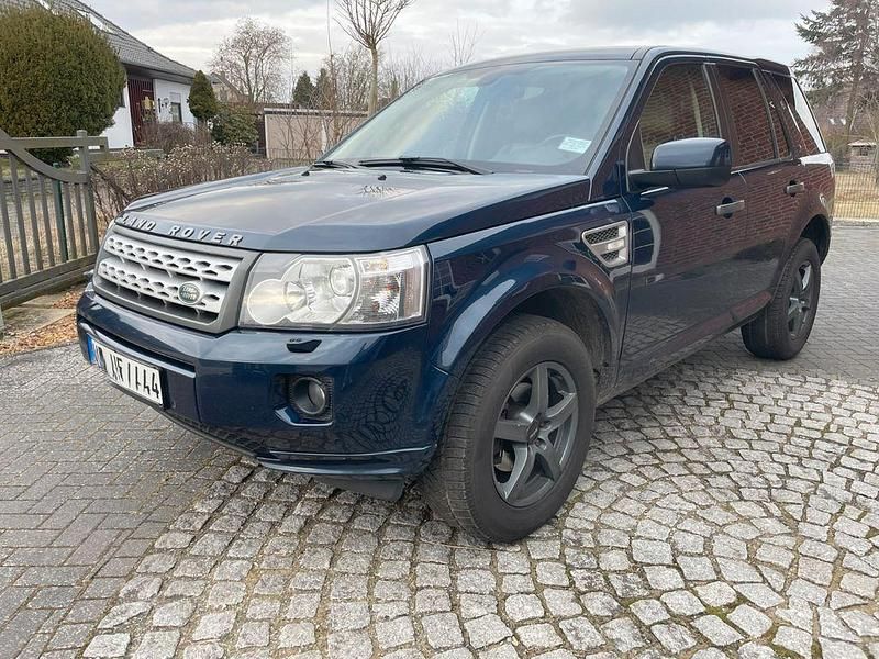 Blau Gebraucht 2012 Land Rover Freelander 2 HSE Luxury SUV | 6.950 € (Fairer Preis) - Bild 1/4