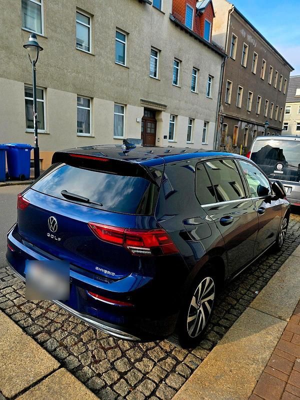 Gebraucht VW Golf VIII 204 PS (150 kW) 2022 Blau Limousine