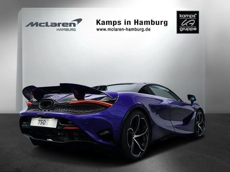Gebraucht McLaren 750S 751 PS (552 kW) 2023 Tanzanite blue Cabrio