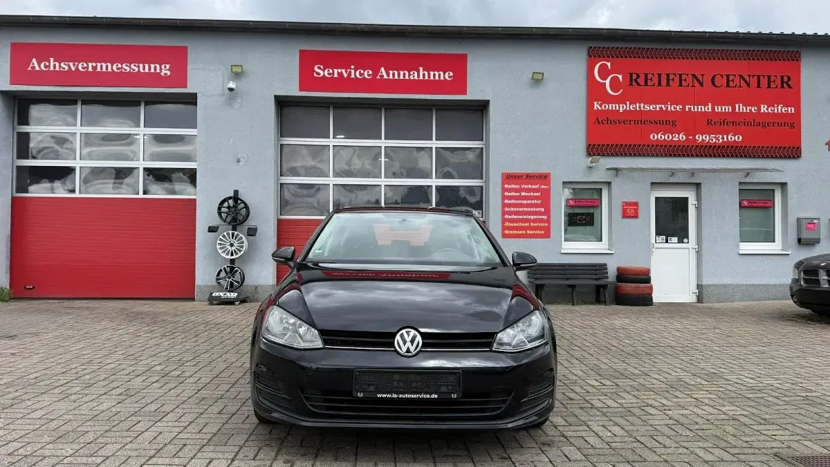 Second-hand VW Golf VII 86 CP (63 kW) 2013 Negru Hatchback