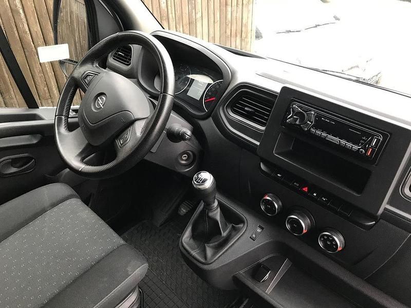 Gebraucht Opel Movano 136 PS (100 kW) 2021 Silber Van