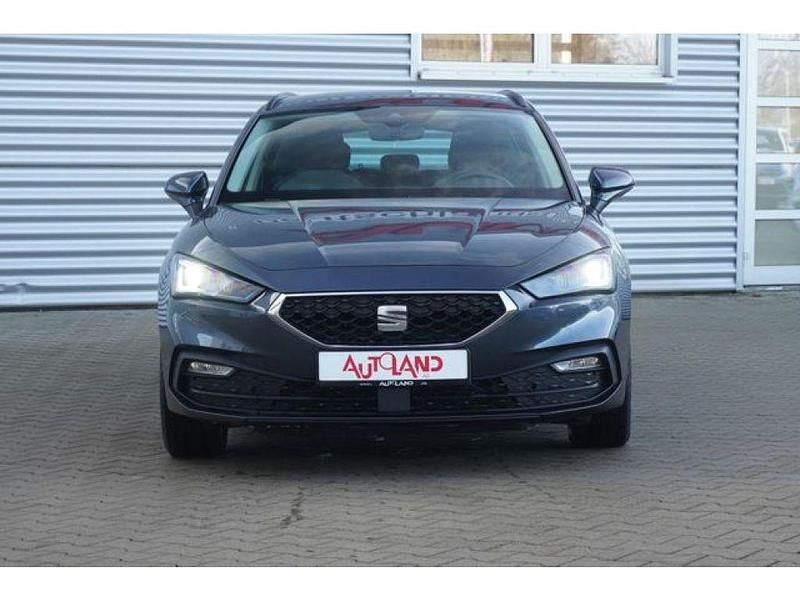 Gebraucht Seat Leon Style 131 PS (96 kW) 2021 Magnetic tech (metallic) Kombi