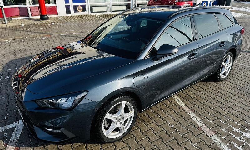 Gebraucht Seat Leon FR 204 PS (150 kW) 2021 Grau Kombi