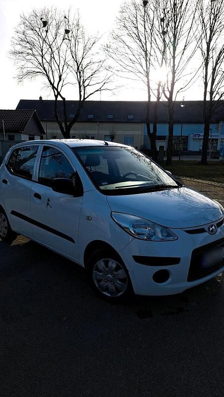 Gebraucht Hyundai i10 71 PS (52 kW) 2007 Weiß Kleinwagen