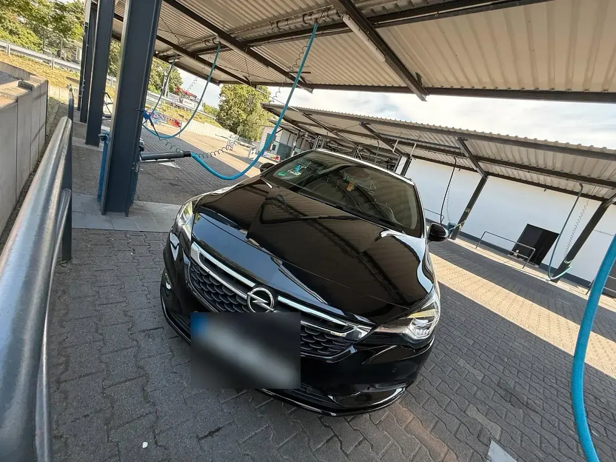Gebraucht Opel Astra 150 PS (110 kW) 2017 Schwarz Limousine