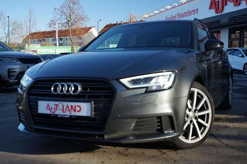 Gebraucht Audi A3 S-Line 150 PS (110 kW) 2019 Grau Limousine