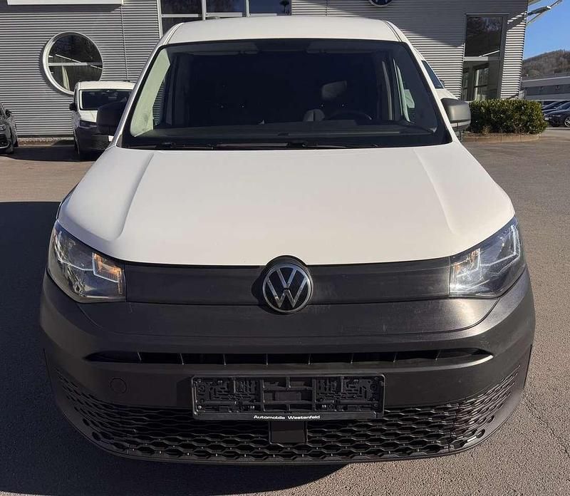 Gebraucht VW Caddy Basis 102 PS (75 kW) 2022 Candyweiß Van / Kleinbus