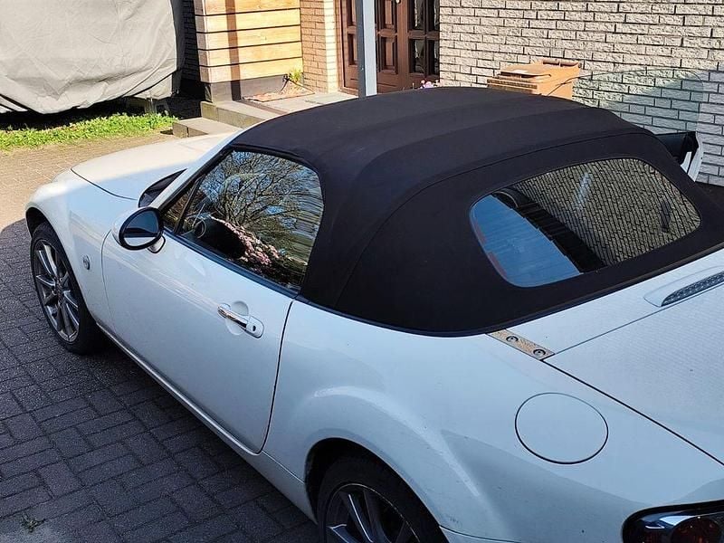 Second-hand Mazda MX5 160 CP (117 kW) 2008 Alb Cabrio