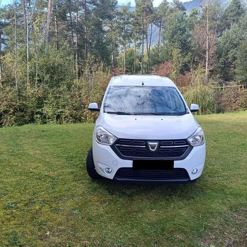 Weiß Gebraucht 2018 Dacia Dokker Ambiance Van | 6.000 € (Superpreis) - Bild 1/4