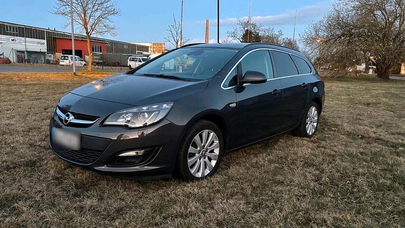Gebraucht Opel Astra 165 PS (121 kW) 2013 Kombi