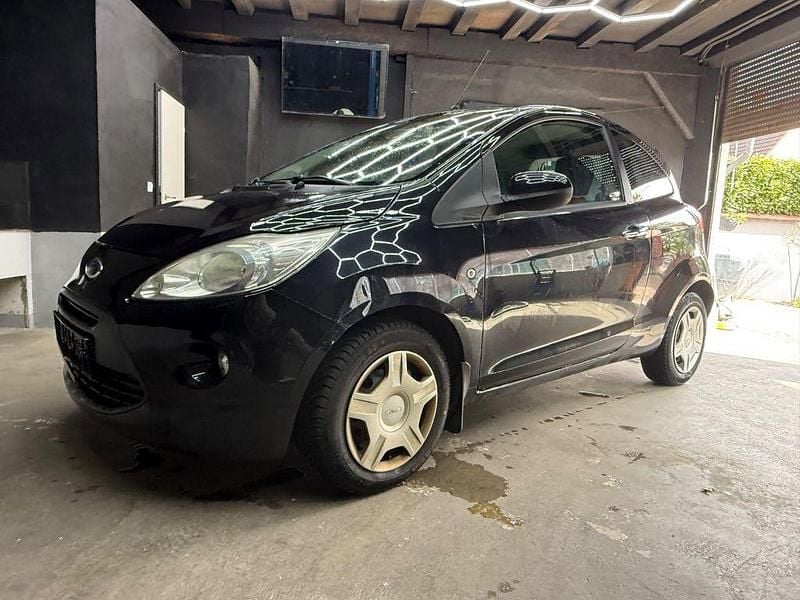 Gebraucht Ford Ka Ambiente 69 PS (50 kW) 2010 Schwarz Kleinwagen