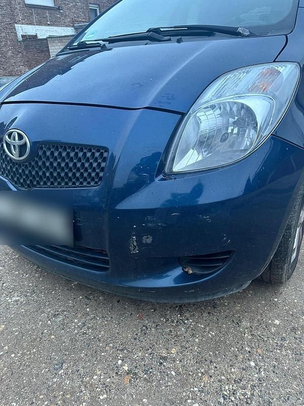 Gebraucht Toyota Yaris 87 PS (63 kW) 2007 Blau Kleinwagen