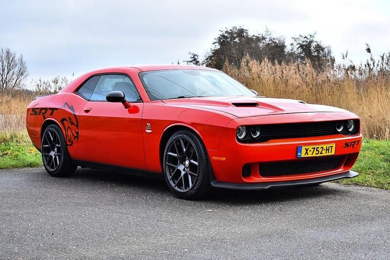 Gebraucht Dodge Challenger 492 PS (361 kW) 2015 Rot Coupé