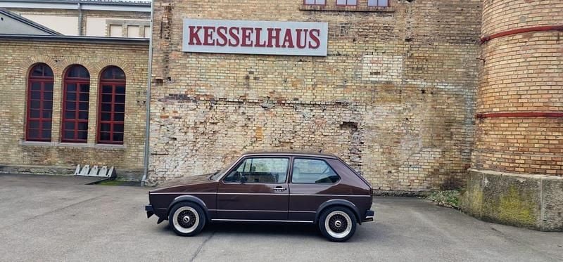 Braun Gebraucht 1983 VW Golf I Kleinwagen | 19.500 € - Bild 1/4