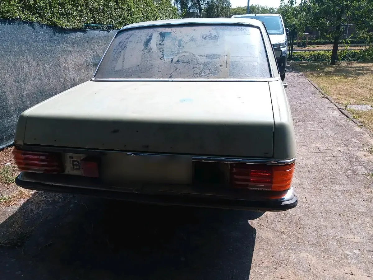 Gebraucht Mercedes W115 1974 Limousine