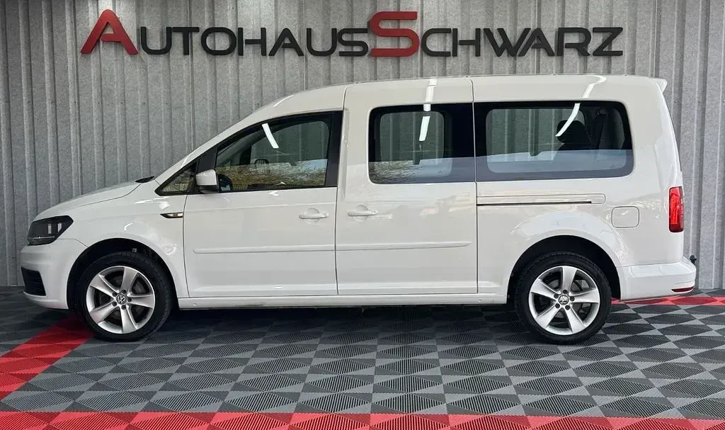 Gebraucht VW Caddy Maxi 131 PS (96 kW) 2019 Weiß Van / Kleinbus