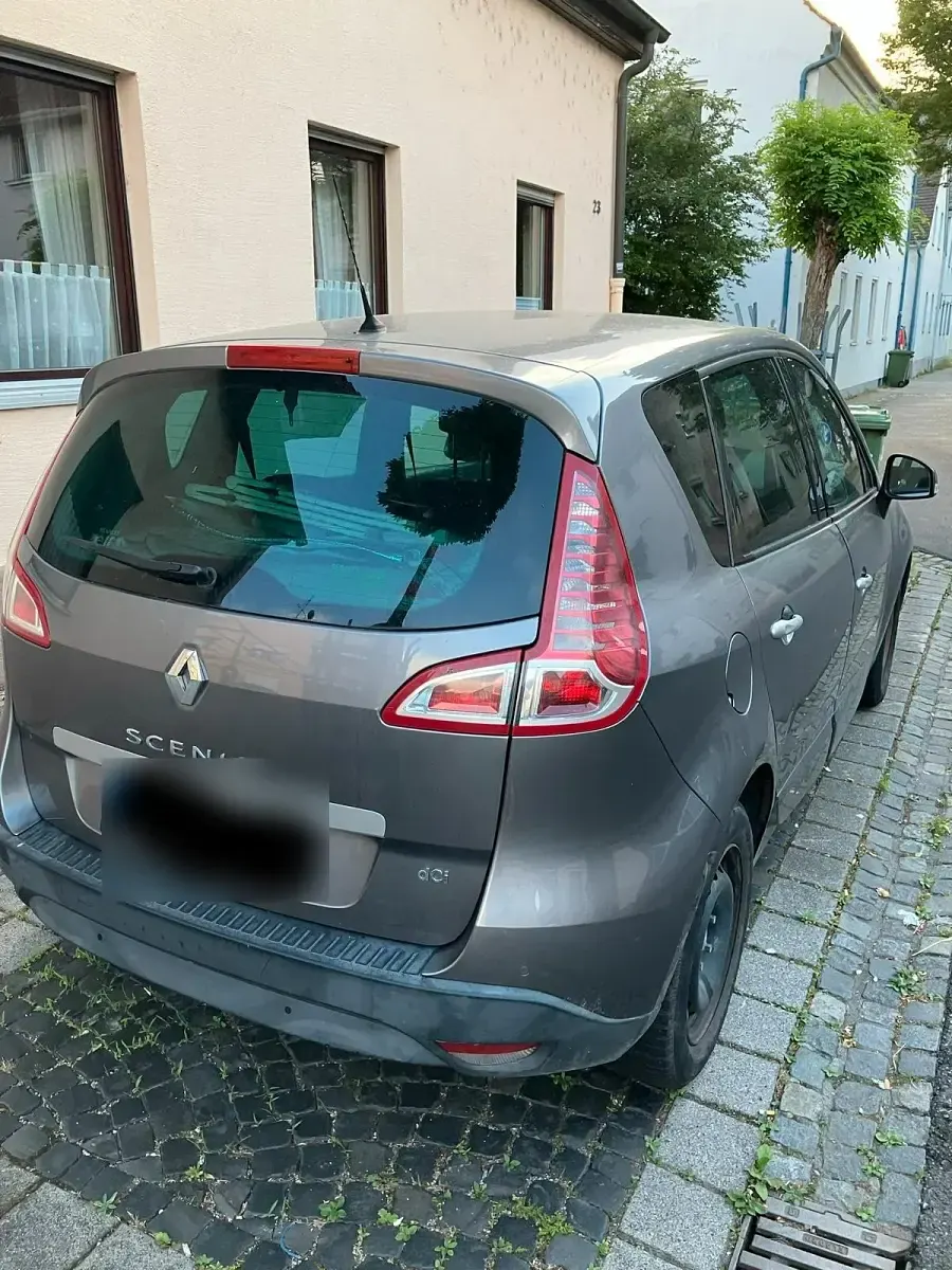 Gebraucht Renault Scénic III 130 PS (95 kW) 2011 Grau Van / Kleinbus