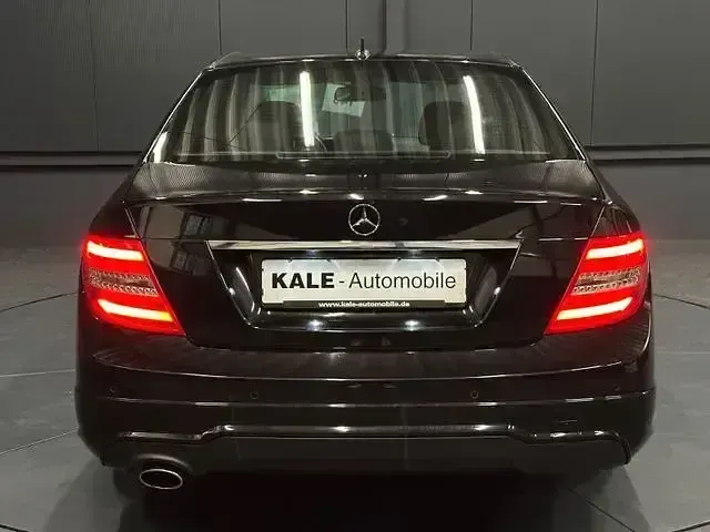 Gebraucht Mercedes C200 AMG 184 PS (135 kW) 2013 Schwarz Limousine