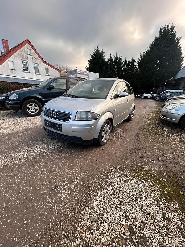 Usado Audi A2 75 HP (55 kW) 2004 Prateado Citadino