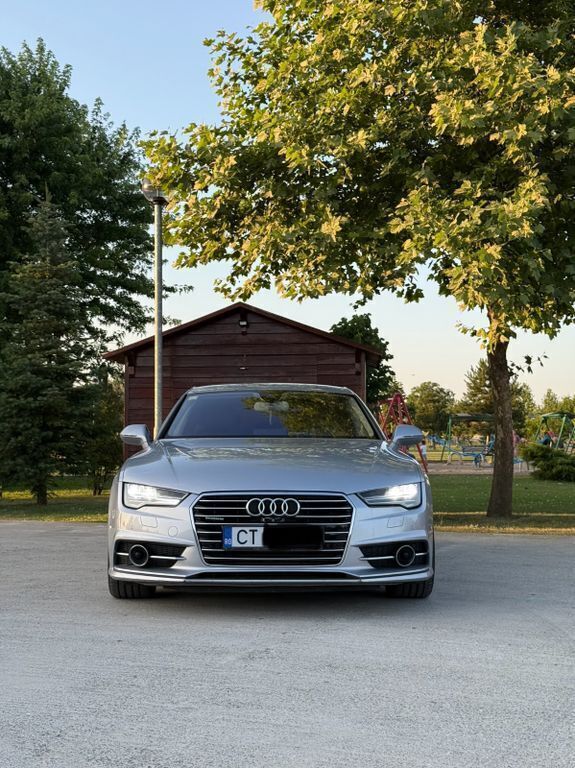 Grau Gebraucht 2016 Audi A7 Sportback Kleinwagen | 23.800 € - Bild 1/4