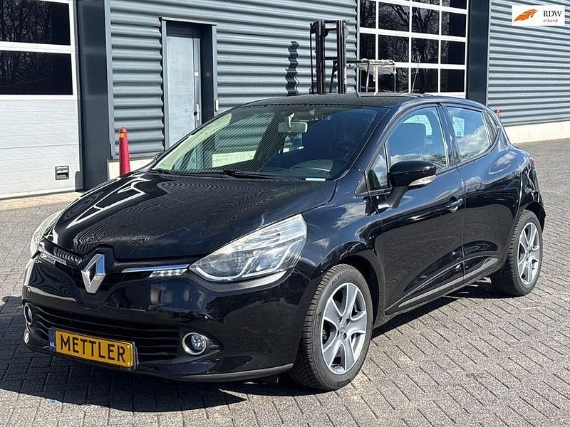 Gebraucht Renault Clio IV Expression 90 PS (66 kW) 2014 Schwarz Limousine