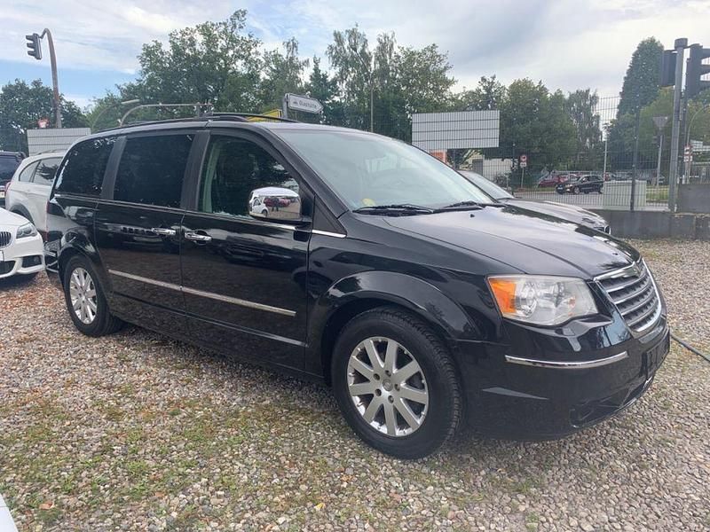 Schwarz Gebraucht 2008 Chrysler Grand Voyager Limited Van / Kleinbus | 9.990 € (Teuer) - Bild 1/4