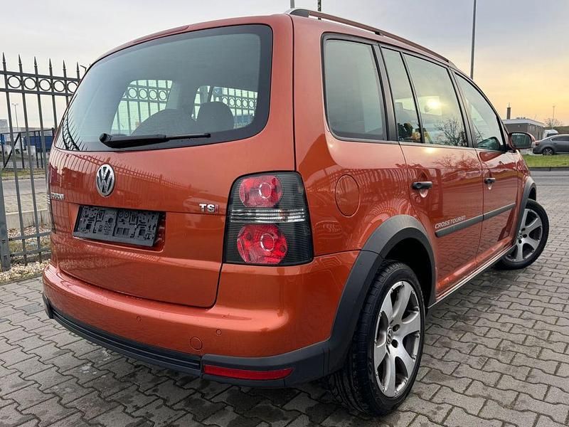 Gebraucht VW Touran Cross 140 PS (102 kW) 2007 Rot Van / Kleinbus