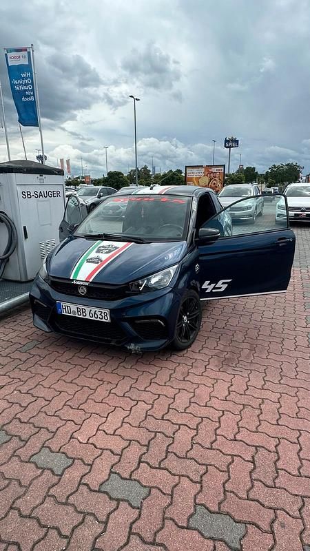 Blau Gebraucht 2021 Aixam Coupe Coupé | 8.500 € (Guter Preis) - Bild 1/4