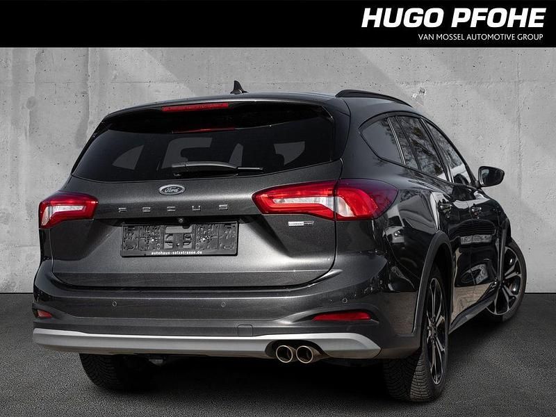 Używany Ford Focus Active 155 KM (114 kW) 2021 Szary Sedan/Limuzyna