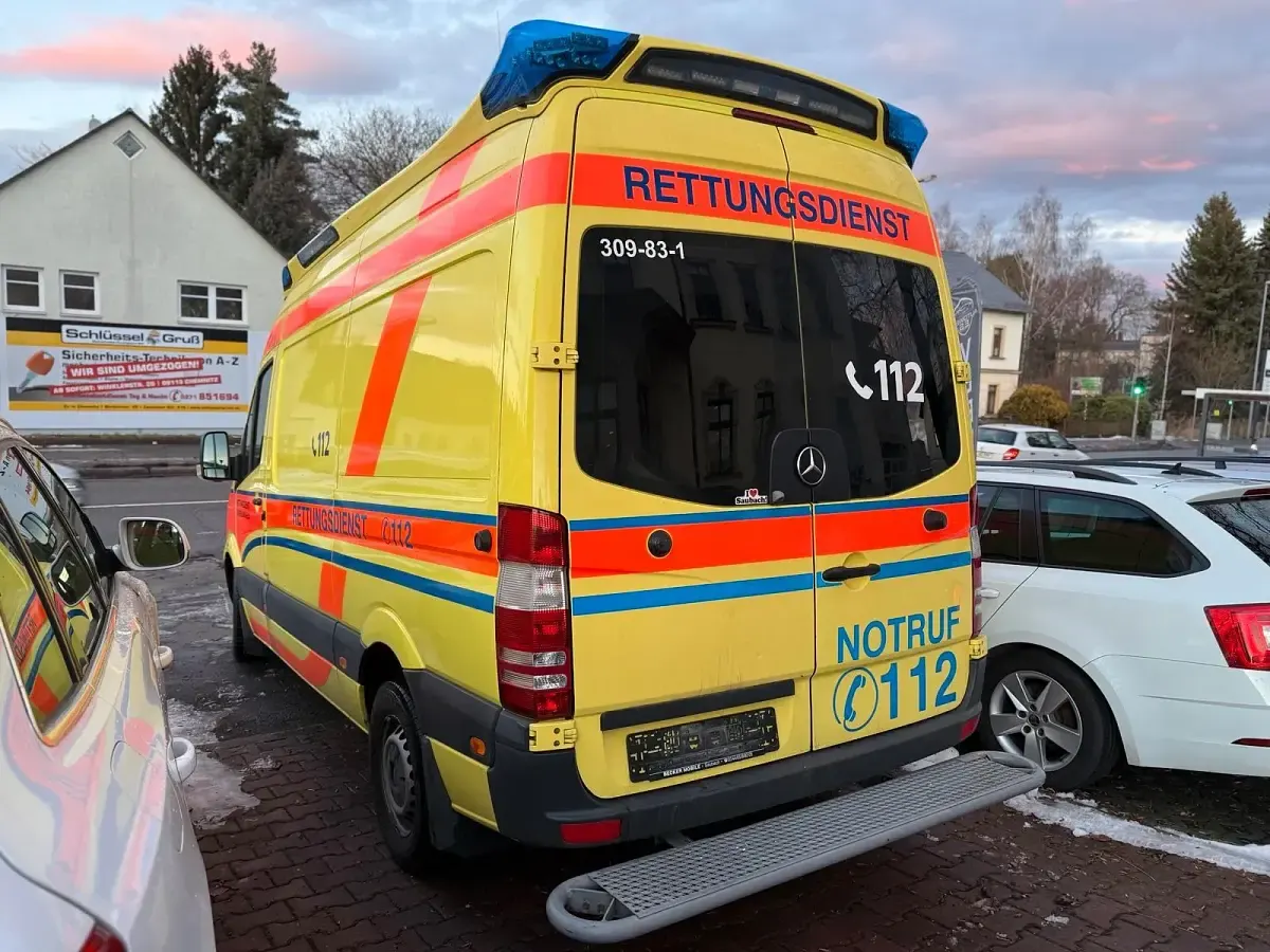 Gebraucht Mercedes Sprinter 163 PS (119 kW) 2016 Gelb Van