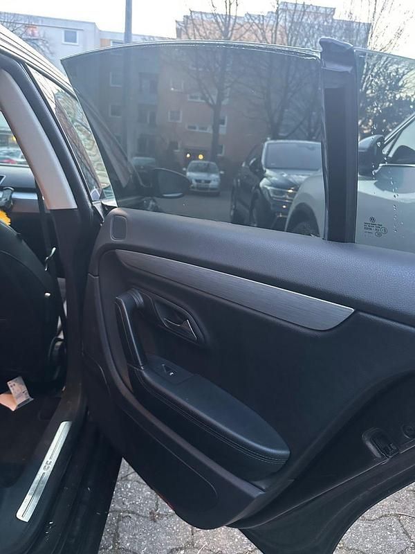 Second-hand VW CC 160 CP (117 kW) 2013 Maro Berlinǎ