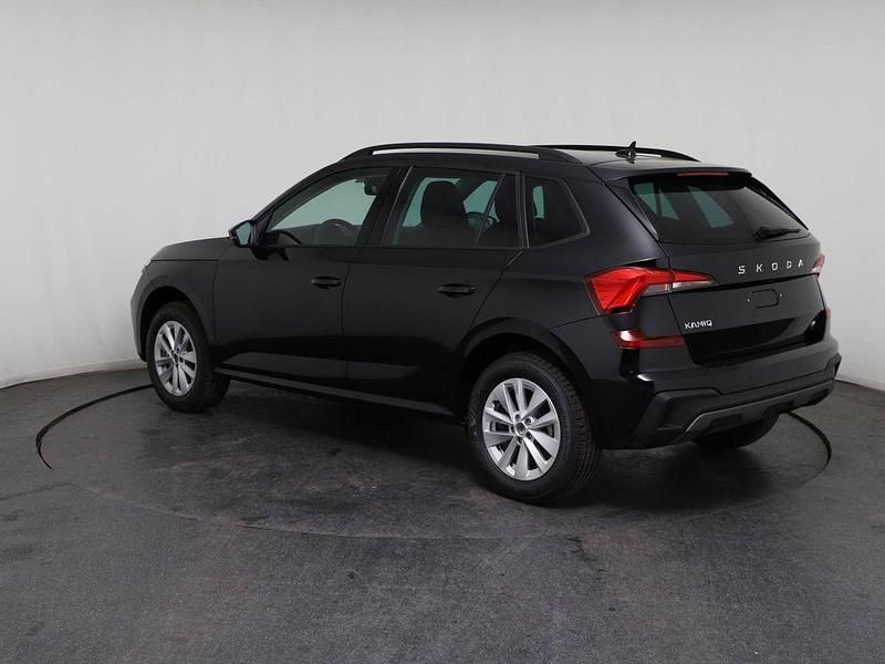 Neu Skoda Kamiq Essence 116 PS (85 kW) 2026 Schwarzmagic perleffekt SUV