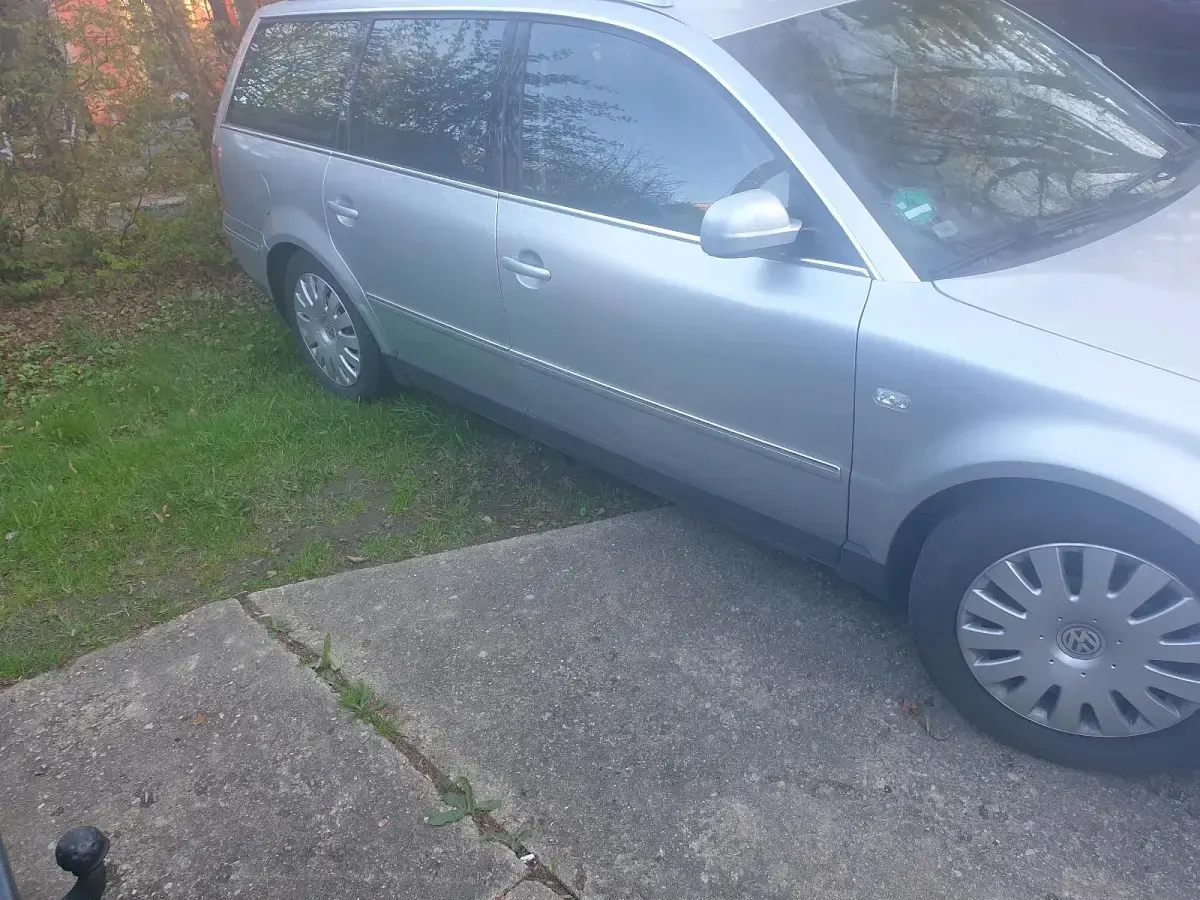 Gebraucht VW Passat 130 PS (95 kW) 2002 Silber Kombi