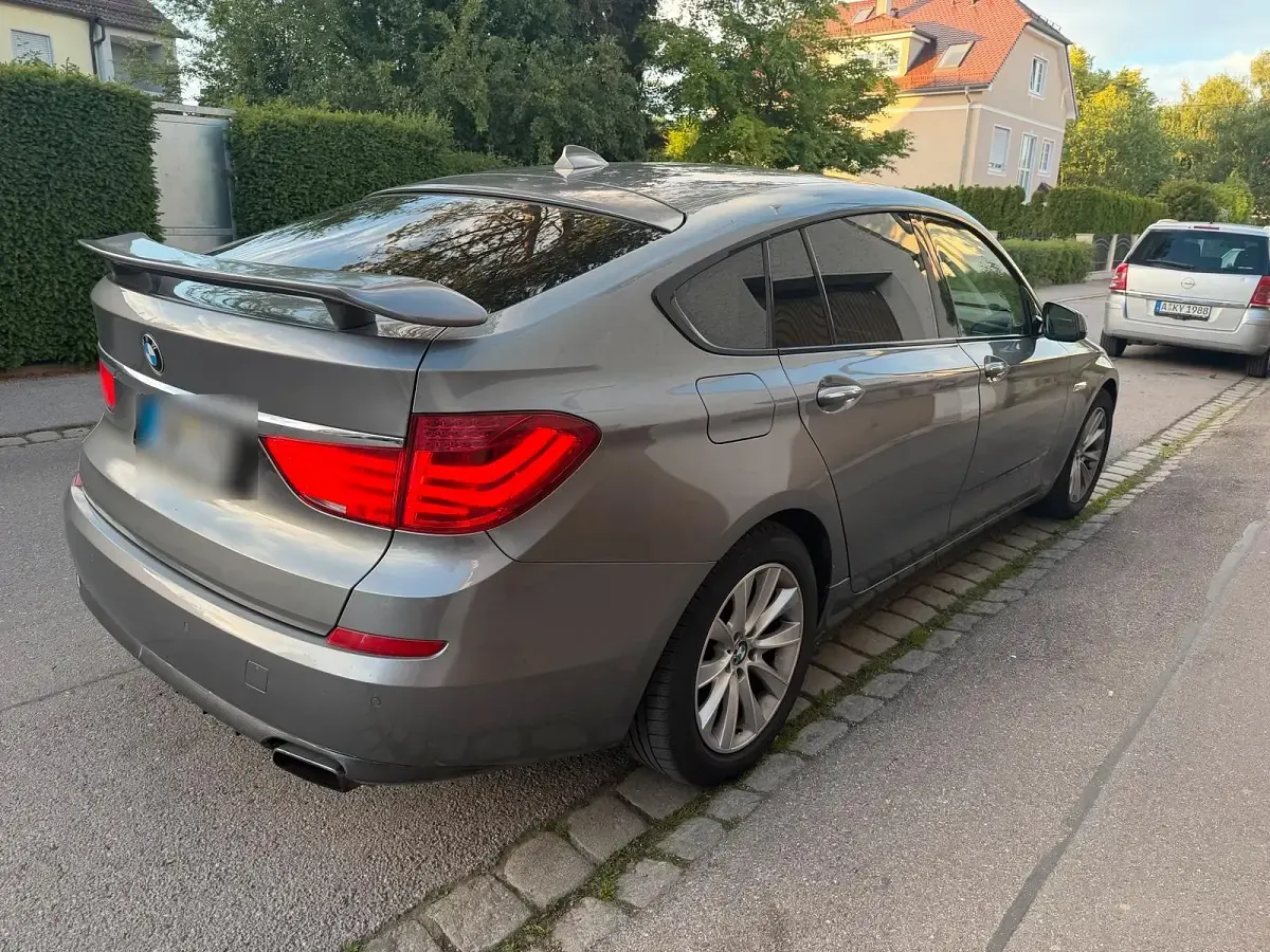 Gebraucht BMW 550 408 PS (300 kW) 2009 Grau SUV