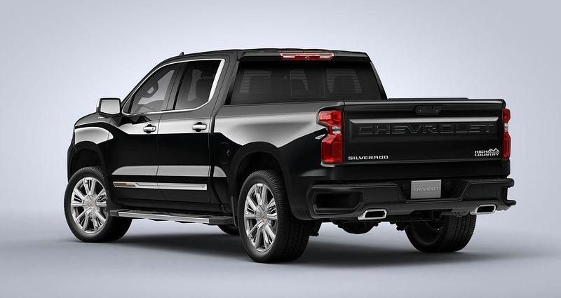 Gebraucht Chevrolet Silverado 309 PS (227 kW) 2023 Schwarz SUV